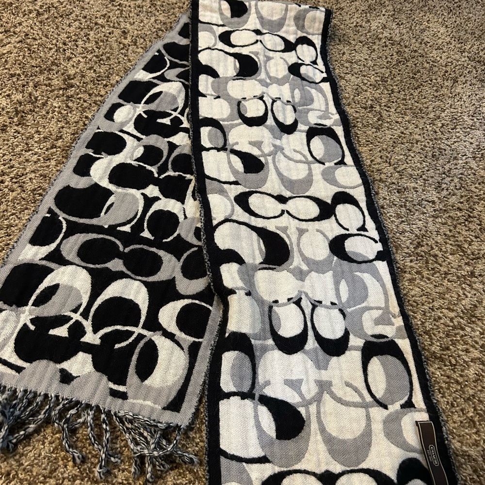 Coach Monogram Black and Gray Scarf